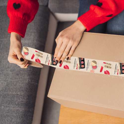 sealing or applying packaging tape to box
